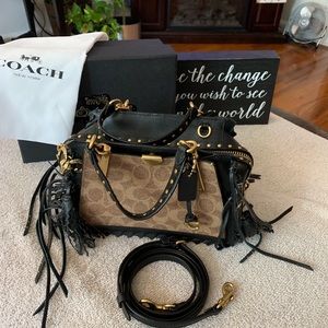 NWOT🛍 Coach 1941 Dreamer 21 In Signature Canvas